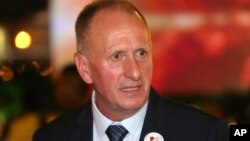 Vernon Unsworth, penyelam Inggris yang menggugat Elon Musk.