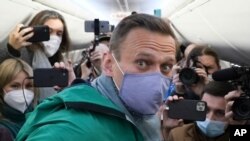 ایالات متحده می‌تواند با پیگیری یک سیاست خارجی که به مخالفانی مانند الکسی ناوالنی در روسیه اولویت می‌دهد، رهبری اخلاقی خود در جهان را دوباره به دست بگیرد.