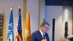 Jakadan Amurka A Nijar Eric P. Whitaker A Taron Horar Da Jami'an Tsaro