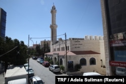 The Ta'la Al-Ali mosque stands in the Khalda neighbourhood of Amman, Jordan, Sept. 25, 2018.