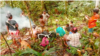 Warga Kampung Imsun, Papua, mengungsi di hutan karena ketakutan. (Foto: Courtesy/KMSPPM)