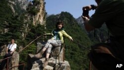 지난 2011년 북한 금강산을 찾은 중국인 관광객. (자료 사진)