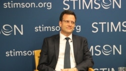 បទសម្ភាសន៍ VOA ជាមួយ​លោក Brian Eyler អំពី​ការ​អភិវឌ្ឍ និង​អភិបាលកិច្ច​របស់​រដ្ឋាភិបាល​កម្ពុជា