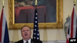 مایک پمپئو وزیر خارجه آمریکا در جریان کنفرانس خبری مشترک روز چهارشنبه با وزیر خارجه بریتانیا