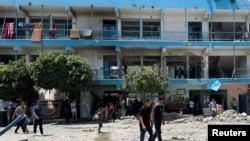 以色列2024年6月6日对加沙的一所学校实施了致命袭击，称该学校内有哈马斯据点。（路透社）