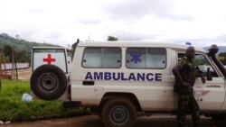 Covid: au centre de prise en charge de Yaoundé, "des mises en bière en série"