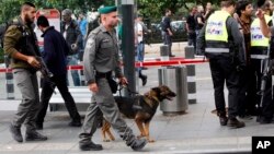 Israeli police secure the scene of a stabbing in Jerusalem, Oct. 30, 2015.