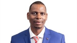 Ingxoxo Esiyenze LoMnu. Khaliphani Pugeni