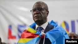 Le docteur Mukwege a reçu le prix Nobel de la paix pour son action en faveur des femmes violées.