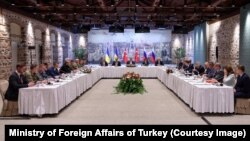 عکس آرشیف از دور نخست مذاکرات مستقیم میان هیات‌های اوکراینی و روسی در ترکیه