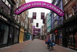 A nearly empty Carnaby Street in London, Nov. 6, 2020. Britain's lockdown started Thursday, shuttering restaurants, hairdressers and clothing stores until at least Dec. 2.