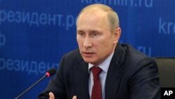 Presiden Rusia Valdimir Putin menginginkan federasi negara-negara berdaulat Uni Eurasia di mana Kremlin bisa mengarahkan kebijakan luar negeri, ekonomi, dan pertahanan semua negara anggota (foto: dok). 