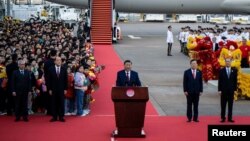 Presiden China Xi Jinping memberika pidato setibanya di Bandara Internasional Macau, Rabu, 18 Desember 2024. (Foto: Eduardo Leal/Pool via Reuters)