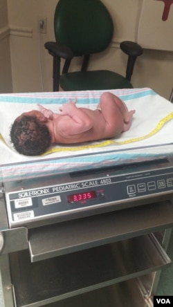 The 14th Amendment grants citizenship to "all persons" born on U.S. soil, regardless of the laws broken to be born here. The United States is in the minority of countries that still grant birthright citizenship. (J. Oni/VOA)