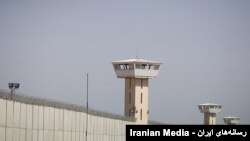 زندان تهران بزرگ/ زندان فشافویه
رسانه‌های ایران