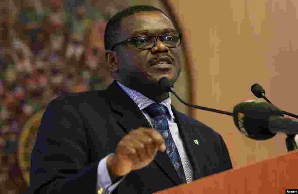 Nigeria&#39;s Minister of Health Onyebuchi Chukwu addresses diplomatic envoys on the status of the Ebola disease control in Nigeria, at the Foreign Affairs House in Abuja, Aug. 7, 2014.