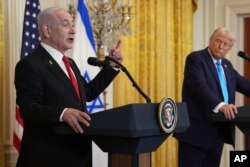 Waziri Mkuu wa Israeli Benjamin Netanyahu na Rais wa Marekani Donald Trump wakiwa katika mkutano na waandishi wa habari ukumbi wa East Room huko White House, Jumanne, Feb 4, 2025, Washington, DC.