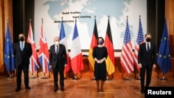 AQSh Davlat kotibi Entoni Blinken Berlinda Germaniya va Fransiya tashqi ishlar vazirlari va Britaniya vakili bilan uchrashmoqda, 20-yanvar, 2022-yil