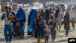 سازمان بین‌المللی مهاجرت گفته است که در سال گذشته، برای ۴۲۹هزار مهاجر نیازمند که از طریق مرزهای ایران و پاکستان وارد افغانستان شدند، کمک فراهم کرده است.