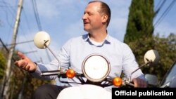 "გირჩის" ლიდერი ზურაბ ჯაფარიძე არჩევნებში 36-ე ნომრით მონაწილეობს