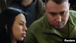 ماریانا بودانوا (چپ) همسر کایریلو بودانوف، رئیس سازمان اطلاعات نظامی اوکراین.