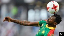 Frank Zambo Anguissa lors d'un match de Coupe des confédérations entre le Cameroun et l'Allemagne, Russie le 25 juin 2017. 