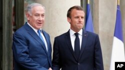 Izraelski premijer Benjamin Netanjahu i francuski predsednik Emanuel Makron