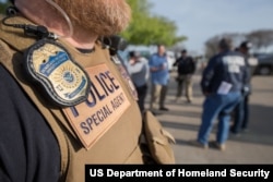 U.S. Immigration and Customs Enforcement’s Homeland Security Investigations executed criminal search warrants at CVE Technology Group Inc. and four of CVE’s staffing companies in Allen, Texas on April 3, 2019.