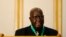 L'ancien et premier président zambien Kenneth Kaunda prononce un discours lors de la cérémonie de clôture du 30e sommet de la Communauté de développement de l'Afrique australe (SADC) le 17 août 2010 à Windhoek, en Namibie. 