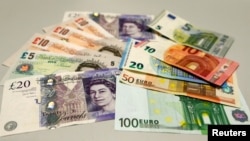 Nilai tukar euro 1,3072 pada hari referendum 23 Juni, 2016. Pekan ini, nilainya mencapai 1,0850 euro, turun 17 persen sejak referendum. (Foto: dok).