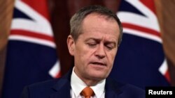 Australian Labor Party leader Bill Shorten speaks at a news conference in Melbourne, Australia, July 10, 2016. 