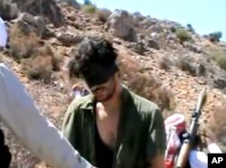 온라인에 공개된 미국 언론인 오스틴 타이스 씨 영상 속 장면 (유튜브 캡쳐)