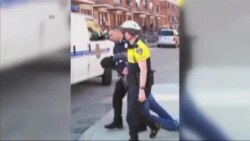 Hombre muere en custodia de la policía