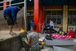 APTOPIX Virus Outbreak Nepal