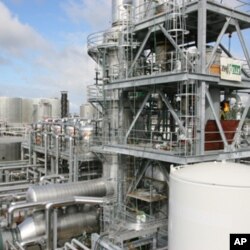 An overview of Imperium Renewables' biodiesel refinery in Grays Harbor, Washington