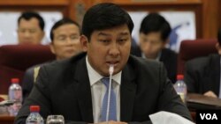 លោក​សាយ សំអាល់ រដ្ឋមន្រ្តី​ក្រសួង​បរិស្ថាន ថ្លែង​នៅ​ក្នុង​កិច្ចប្រជុំ​រដ្ឋ​មន្រ្តី​មួយ កាលពីថ្ងៃ​ព្រហស្បតិ៍ ទី​១០ ខែ​សីហា ឆ្នាំ​២០១៦ រាជធានី​ភ្នំពេញ។