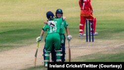 ایمی نے پیر کو زمبابوے کے خلاف بیٹنگ کرتے ہوئے 121 رنز کی ناقابلِ شکست اننگز کھیلی۔