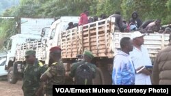 291 rebelles rwandais du CNRD rapatriés au Rwanda depuis la frontière de la RDC, à Ruzizi 1, le 16 décembre 2019. (VOA / Ernest Muhero)