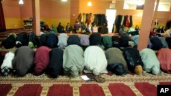 Musulmi a masallacin Abubakar As Saddique dake birnin Minneapolis.