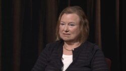 Direktur Voice of America Amanda Bennet.