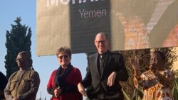 Four of the five finalists for the Aurora prize at ceremony in San Lazzaro island in Venice. (S.Castelfranco/VOA)