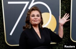 트위터에 인종주의 차별 글을 올린 여배우 로젠 바.