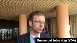 Un expert de ONU-SPIDER à Yaoundé, au Cameroun, le 23 juillet 2019. (VOA/Emmanuel Jules Ntap)