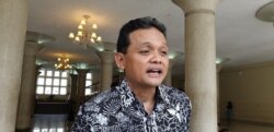 Dosen dan peneliti FEB UGM,Rimawan Pradiptyo. (Foto: VOA/Nurhadi Sucahyo)