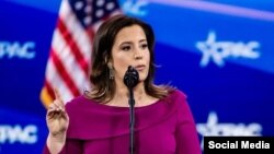 الیس استفانیک، نماینده جمهوری‌خواه کنگره آمریکا