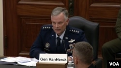 글렌 밴허크 미 북부사령관은 9일 미 상원 군사위 전략군 소위에 증인으로 출석해 북한의 미사일 역량이 계속 진화하고 있다며, 이에 대응할 수 있는 발사 왼편(Left of Launch) 중요성을 강조했다.