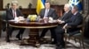 Presiden Ukraina Bertemu dengan Para Pendahulunya