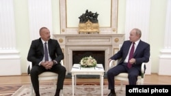 Ilham Əliyev və Vladimir Putin (Arxiv foto, mənbə VOA)