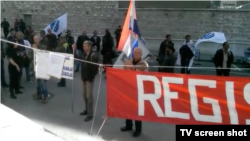 Protesti boraca ispred Parlamenta FBiH, 9. april 2018.
(Screenshot BHRT)