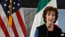 L'ambassadrice des Etats-Unis au Mexique, Roberta Jacobson, lors de l'inauguration de la nouvelle ambassade des Etats-Unis à Mexico, 13 février 2018.